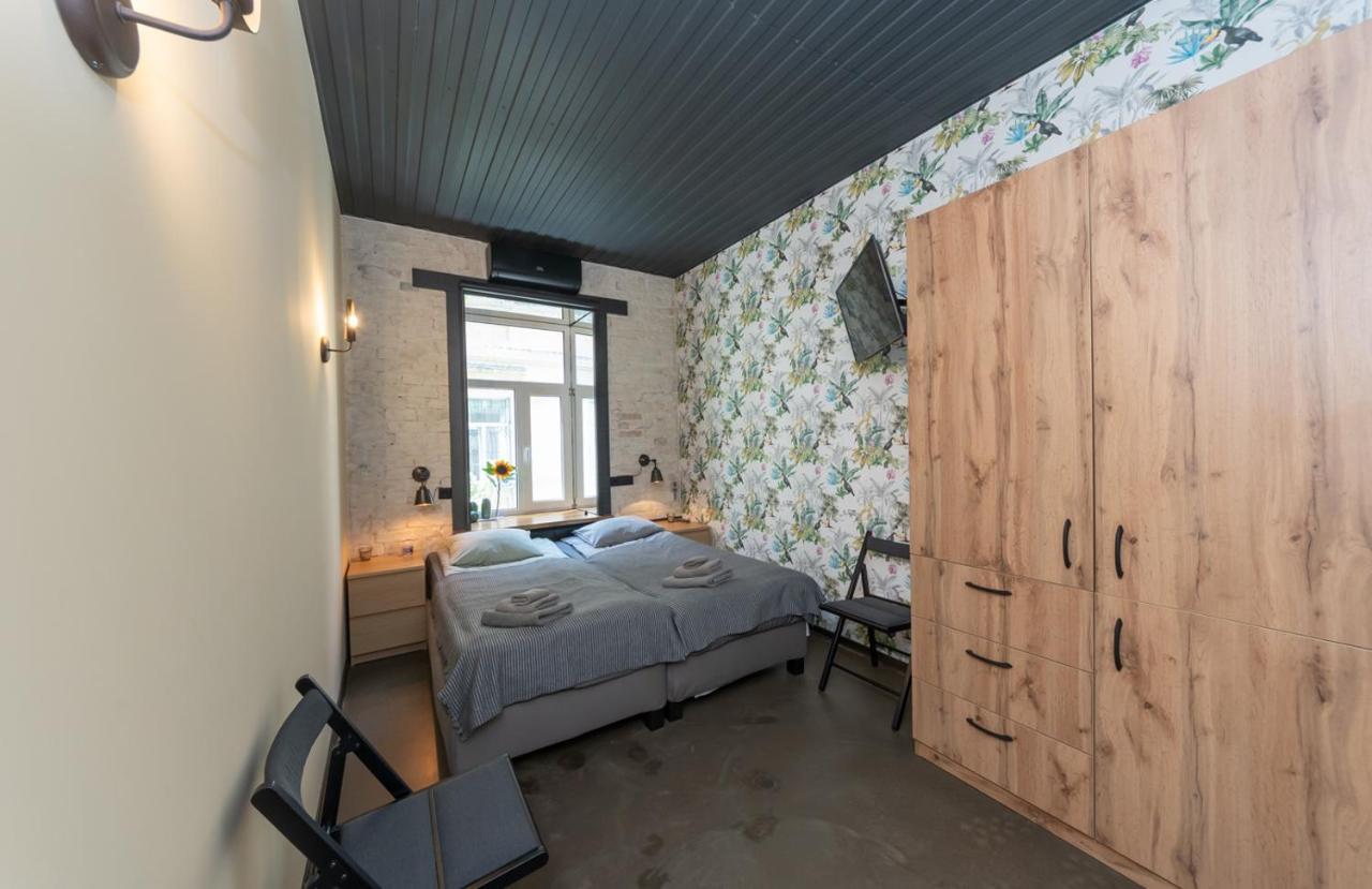 Apart Hotel On Zoloti Vorota Киев Экстерьер фото