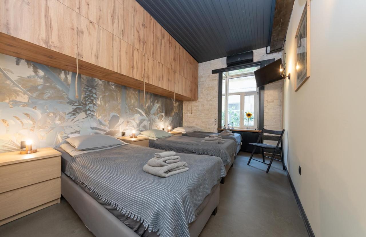 Apart Hotel On Zoloti Vorota Киев Экстерьер фото