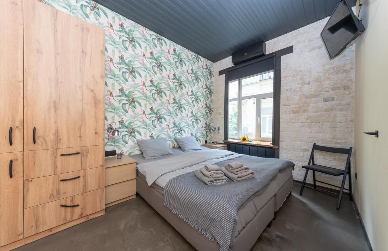 Apart Hotel On Zoloti Vorota Киев Экстерьер фото