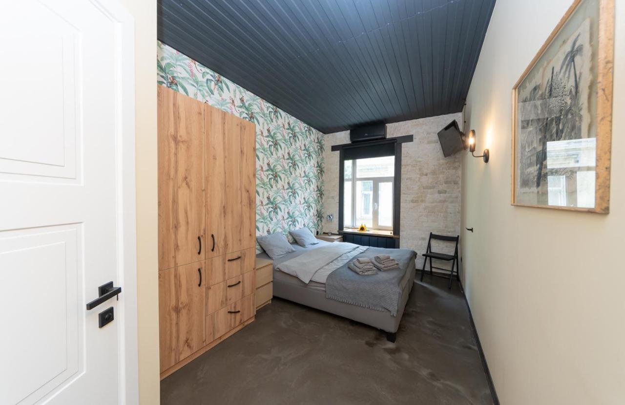 Apart Hotel On Zoloti Vorota Киев Экстерьер фото