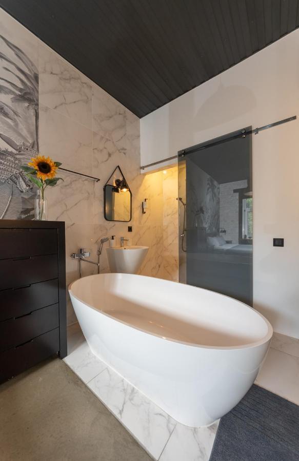 Apart Hotel On Zoloti Vorota Киев Экстерьер фото