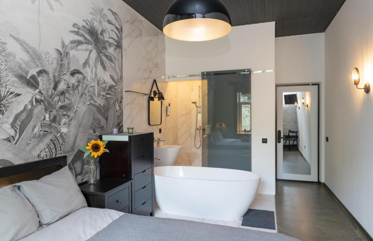 Apart Hotel On Zoloti Vorota Киев Экстерьер фото