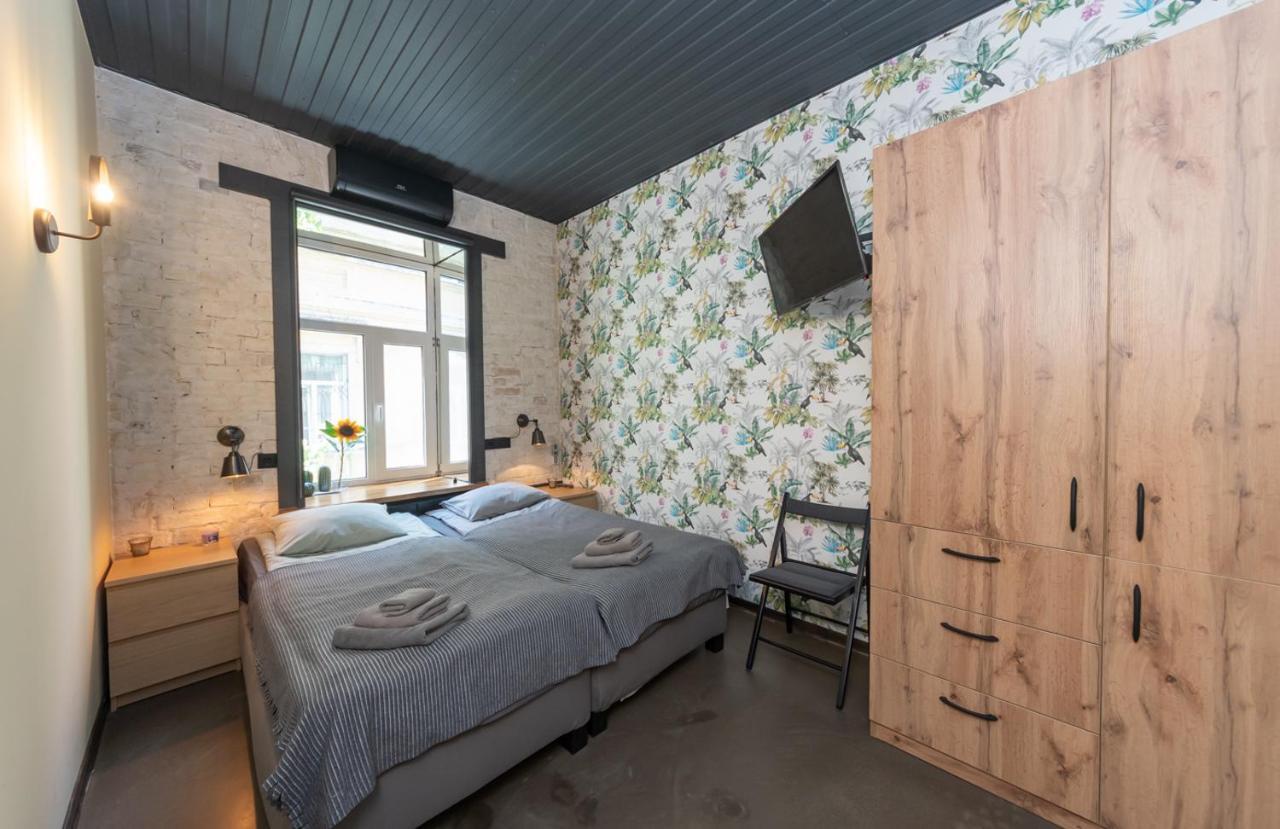 Apart Hotel On Zoloti Vorota Киев Экстерьер фото